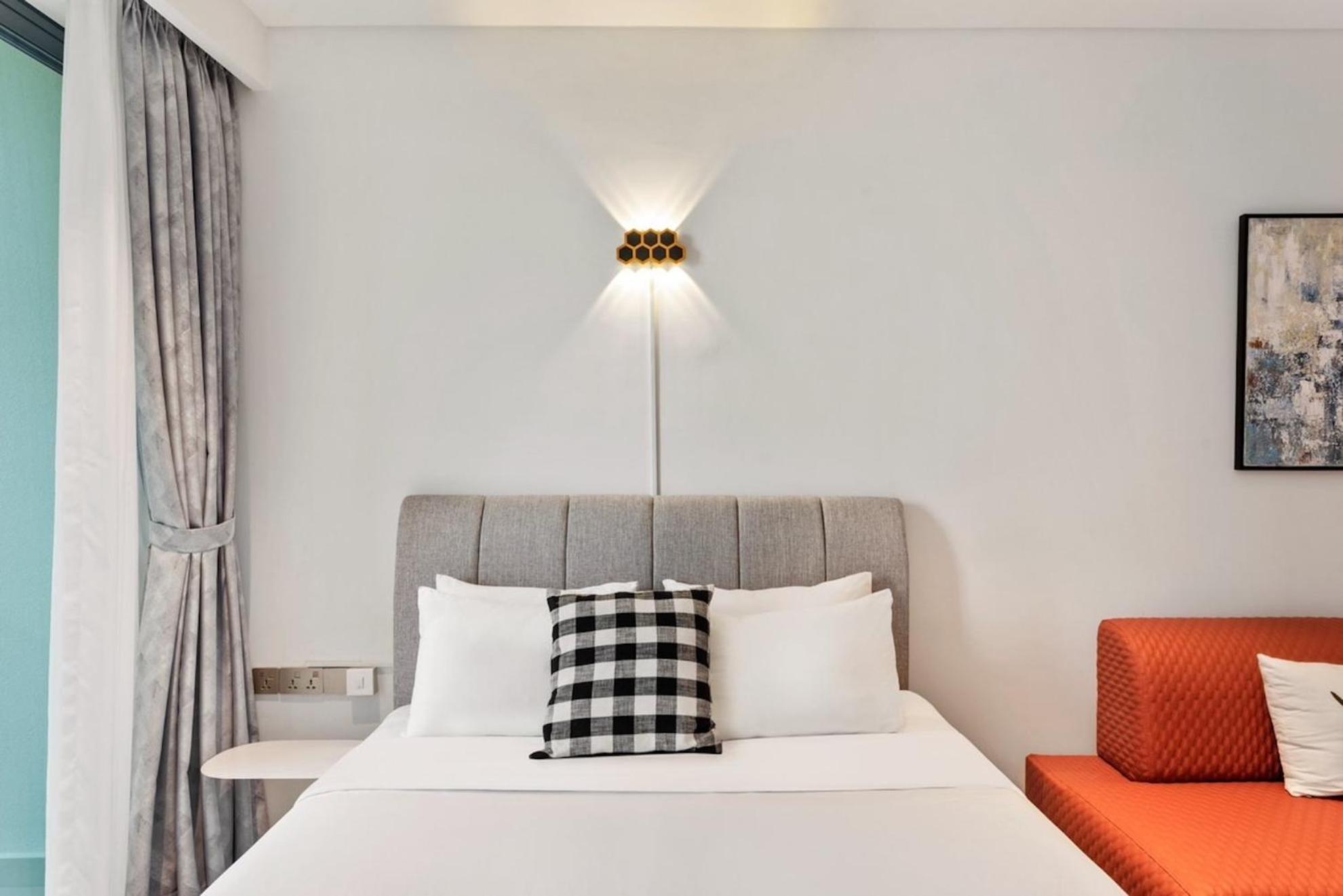 Zo Apartment Opera, Crest, Galleria -Central Saigon -Free Pool-Gym-Sauna Room-Yoga Room โฮจิมินห์ซิตี้ ภายนอก รูปภาพ
