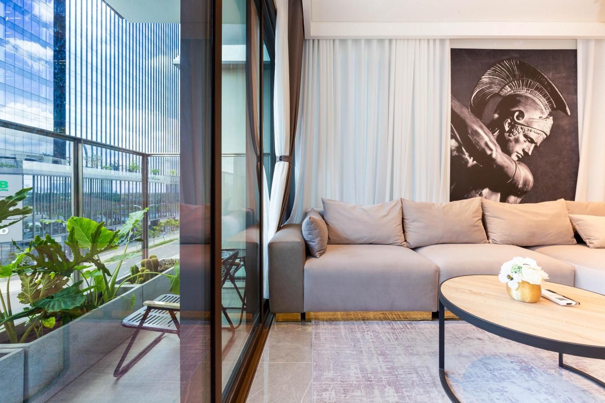 Zo Apartment Opera, Crest, Galleria -Central Saigon -Free Pool-Gym-Sauna Room-Yoga Room โฮจิมินห์ซิตี้ ภายนอก รูปภาพ